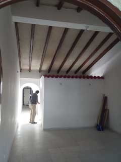 Detalle y vista de la sala del apartamento en el Limonar