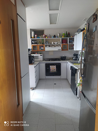 Detalle de la cocina de apartamento en Ciudad Jardín